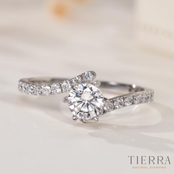 Những mẫu nhẫn kim cương đẹp - Nhẫn đính hôn Twist Bypass basic đai tấm NCH1704